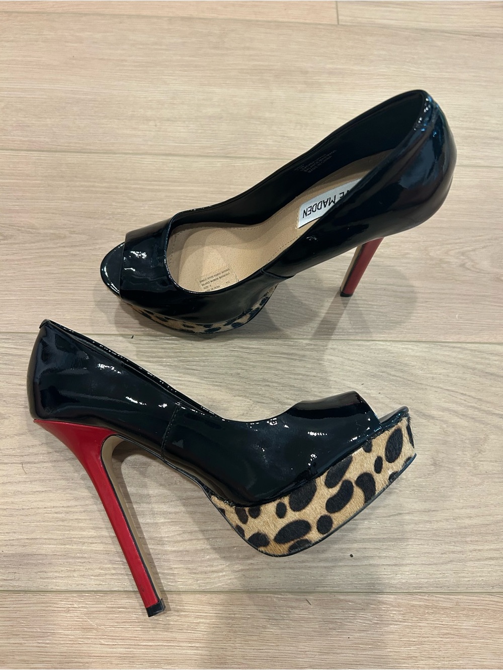 Steve Madden Black Patent Peep‑Toe Heels w/ Leopard Platform & Red Heel • Size 7
